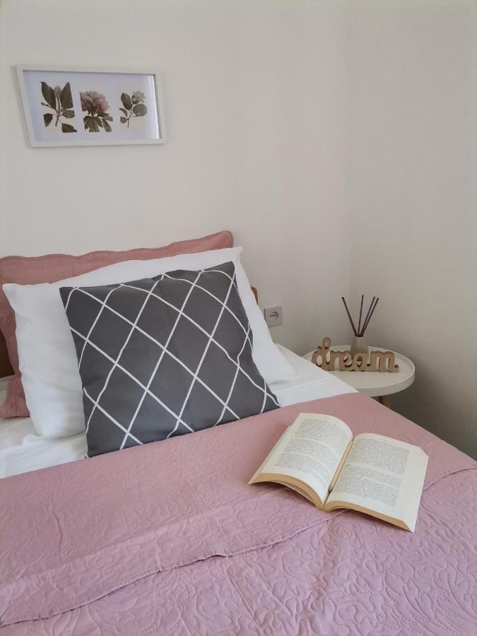 Apartment Lora Цриквеница Экстерьер фото