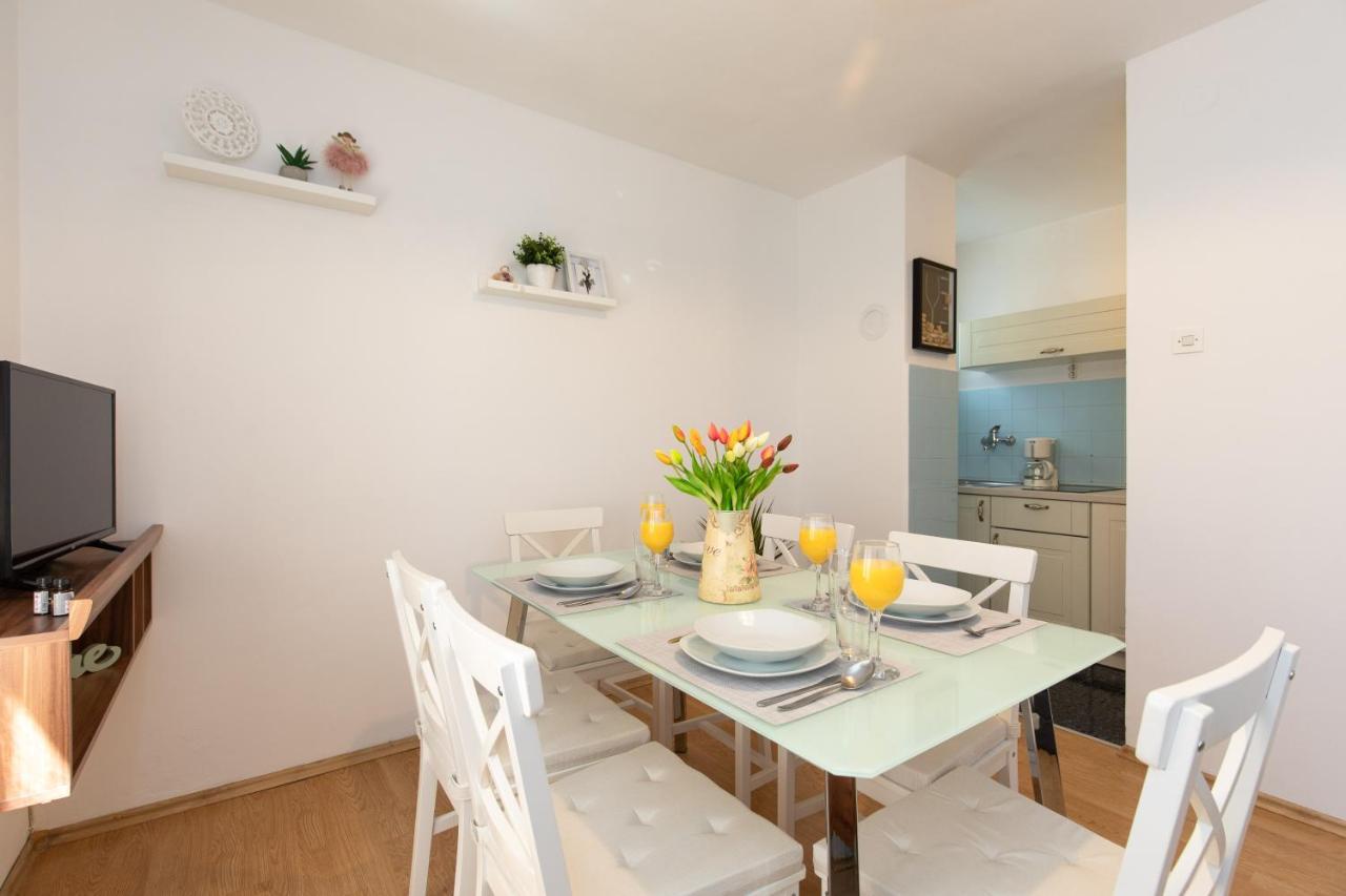 Apartment Lora Цриквеница Экстерьер фото