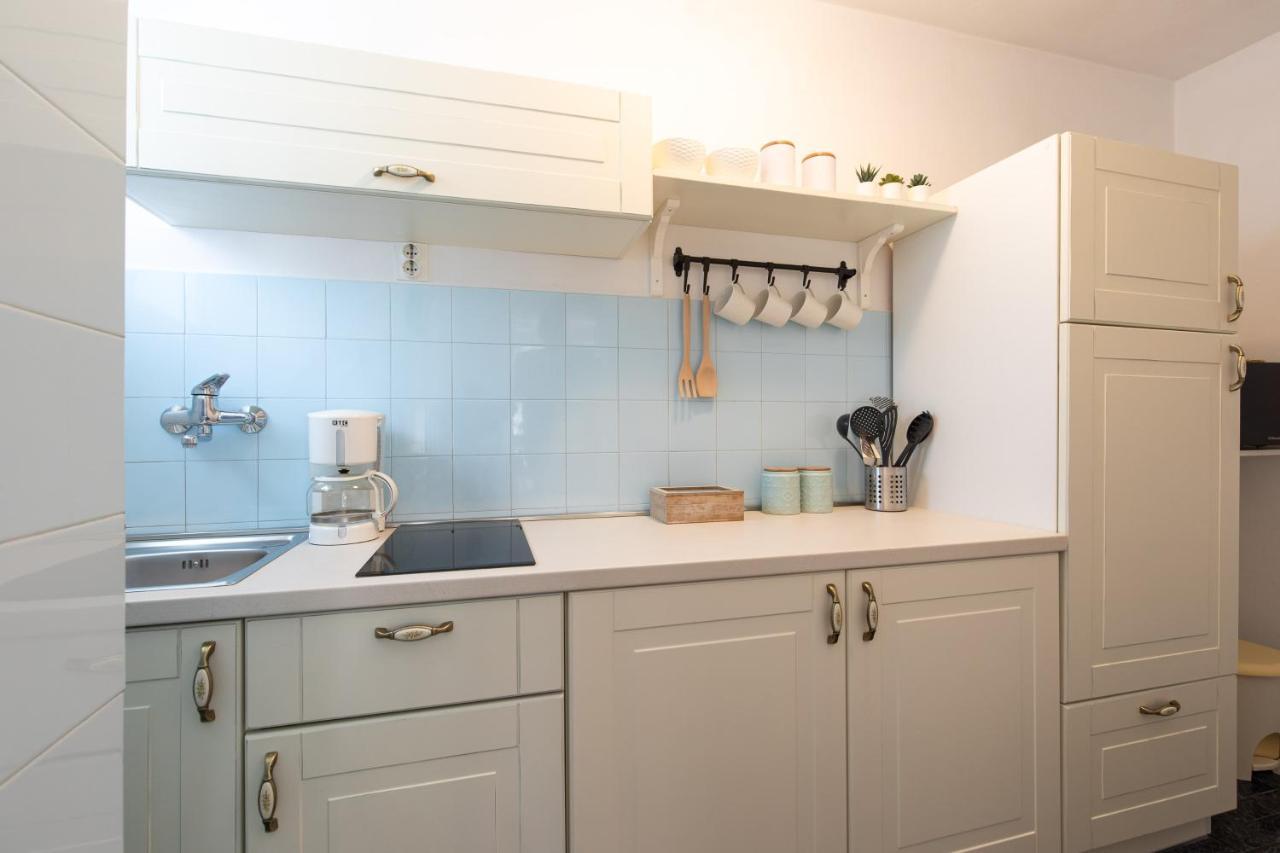 Apartment Lora Цриквеница Экстерьер фото