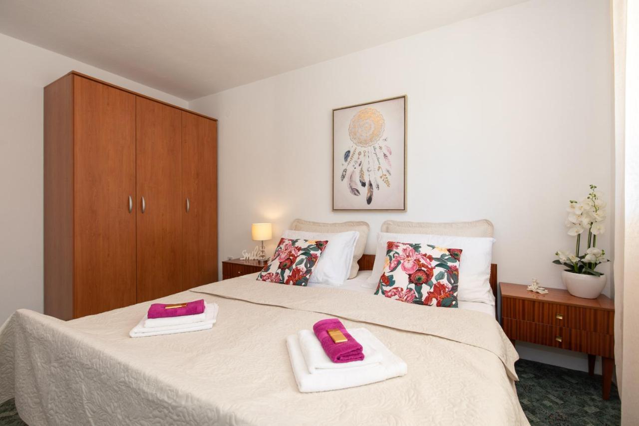 Apartment Lora Цриквеница Экстерьер фото